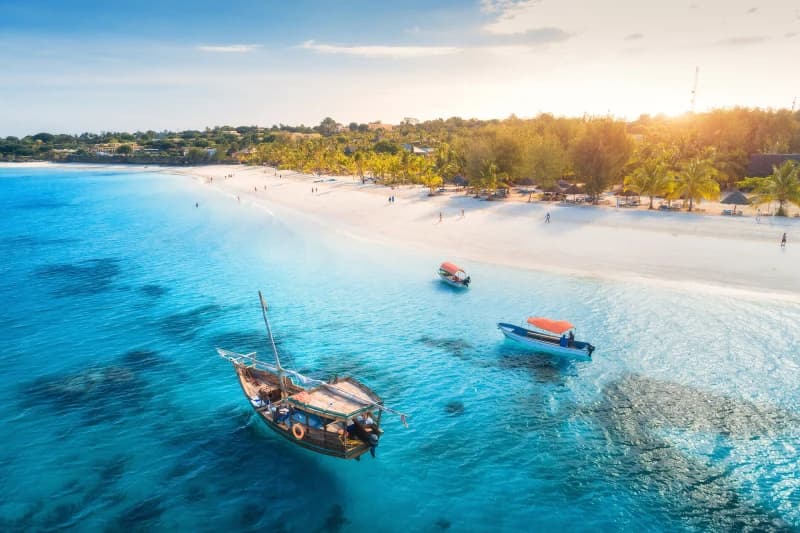 12 Days Safari & Zanzibar Beach Holiday